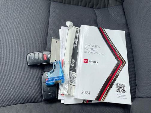 2024 Toyota Tundra SR5