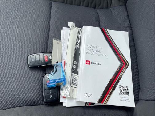 2024 Toyota Tundra SR5