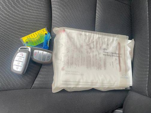 2016 Hyundai ELANTRA Value Edition