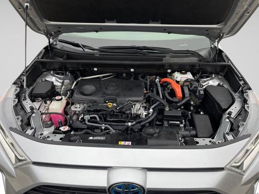 2020 Toyota RAV4 Hybrid XLE