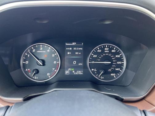 Crystal Black Silica 2022 Subaru Outback Touring XT