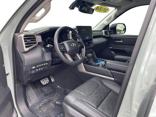 2024 Toyota Tundra Hybrid Limited