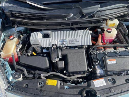 2015 Toyota Prius Four