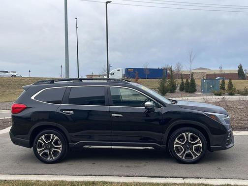 2023 Subaru Ascent Touring 7-Passenger