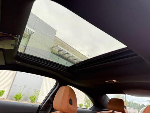 2024 BMW 230 i xDrive
