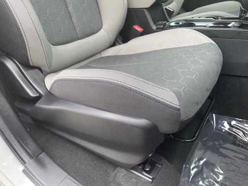 Crystal White Pearl 2026 Subaru Forester Base
