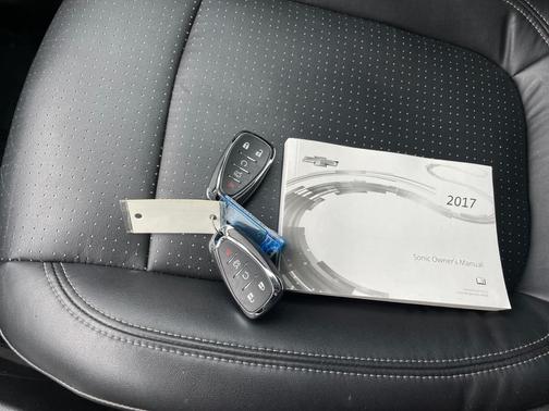 2017 Chevrolet Sonic Premier