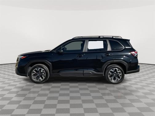 Crystal Black 2025 Subaru Forester Premium