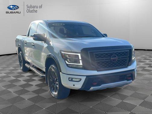 2024 Nissan Titan PRO-4X