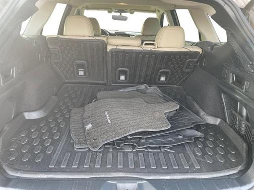 2021 Subaru Outback Limited XT