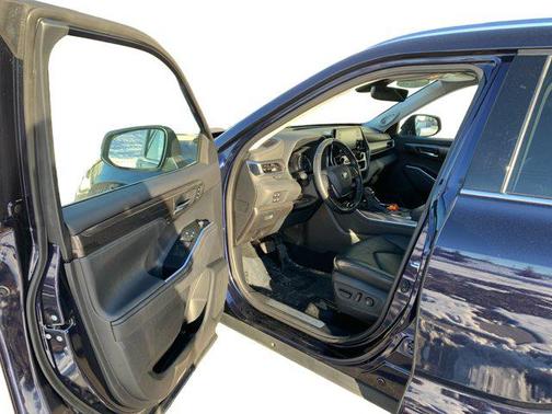 2021 Toyota Highlander Hybrid Limited