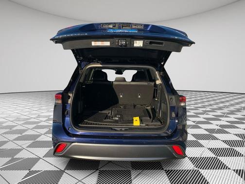 2021 Toyota Highlander Hybrid Limited