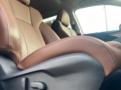 2025 Subaru Outback Touring