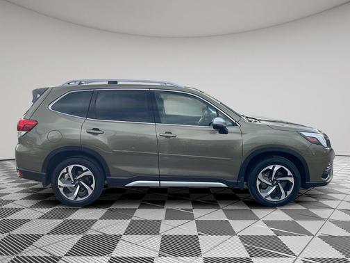 2024 Subaru Forester Touring