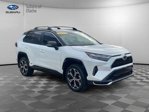 2025 Toyota RAV4 Hybrid SE