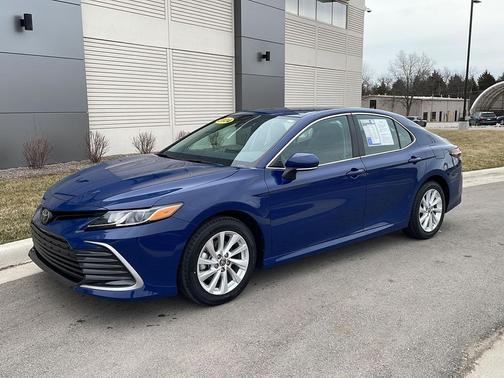 2024 Toyota Camry LE