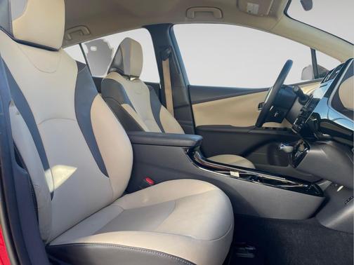 2017 Toyota Prius Four