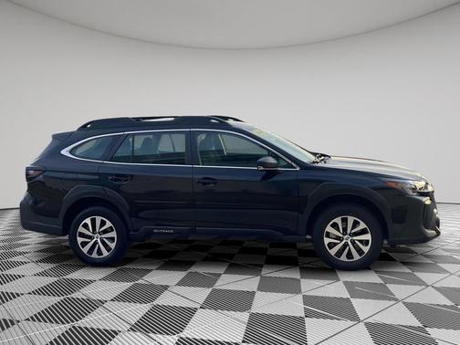 2025 Subaru Outback Base