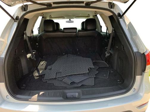 2016 Nissan Pathfinder S