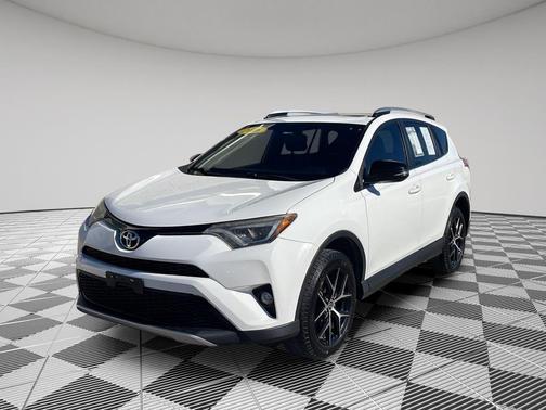 2016 Toyota RAV4 SE
