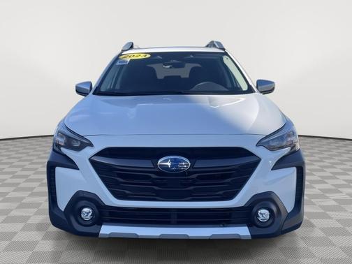 Crystal White Pearl 2023 Subaru Outback Touring XT