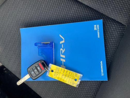 2016 Honda HR-V LX