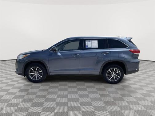 Shoreline Blue Pearl 2018 Toyota Highlander XLE