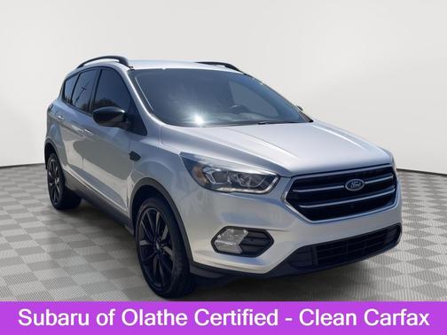 Ingot Silver 2018 Ford Escape SE