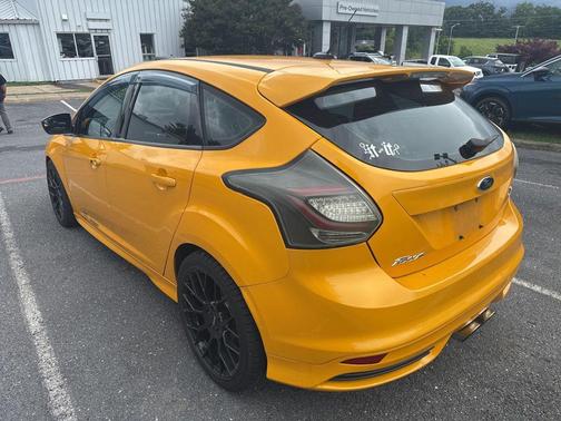 Tangerine 2014 Ford Focus ST