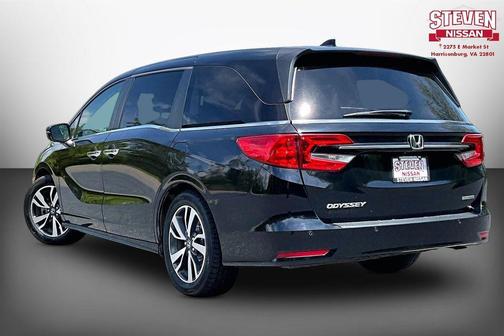 Crystal Black Pearl 2021 Honda Odyssey Touring