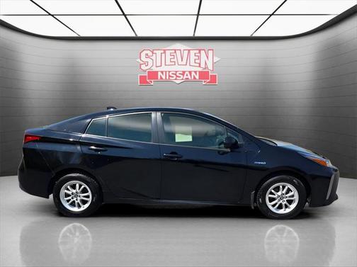 2019 Toyota Prius XLE
