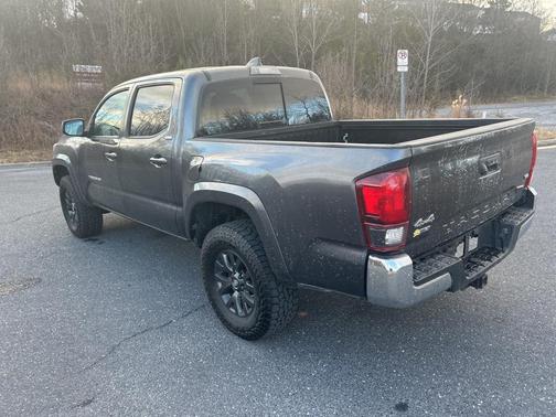 2021 Toyota Tacoma SR5