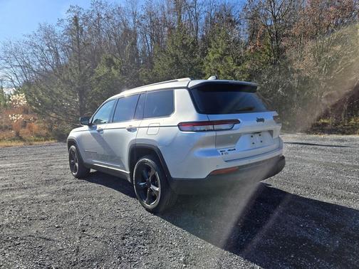 2021 Jeep Grand Cherokee L Altitude