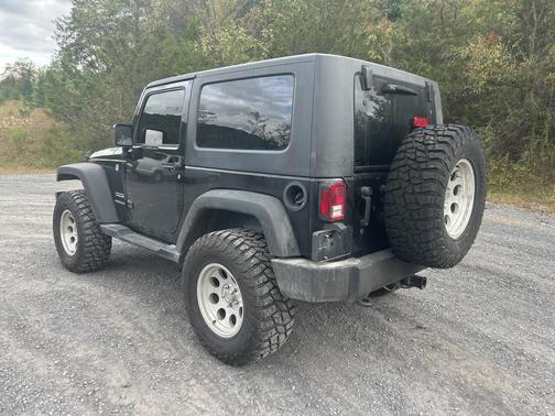 2017 Jeep Wrangler Sport