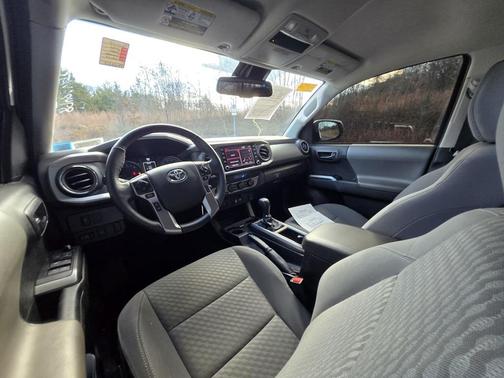 2022 Toyota Tacoma SR5