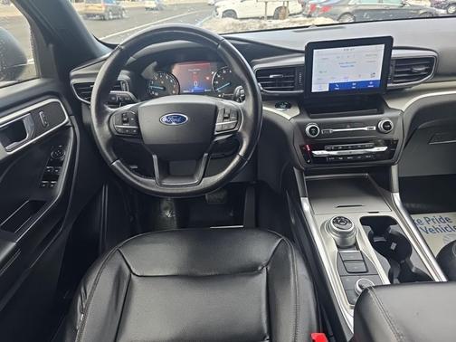 Agate Black Metallic 2020 Ford Explorer XLT