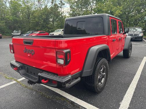 Firecracker Red Clearcoat 2021 Jeep Gladiator Rubicon
