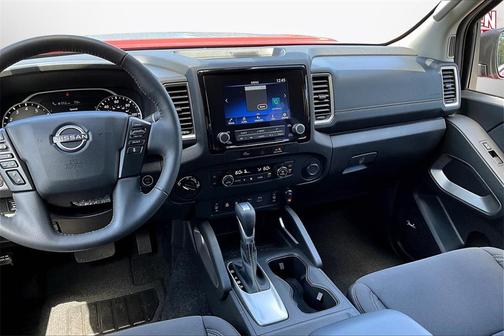 2024 Nissan Frontier SV