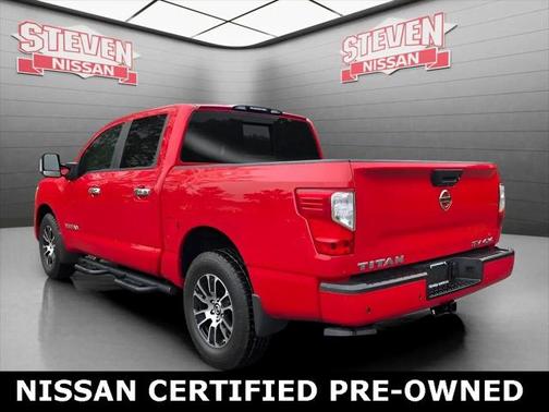 2021 Nissan Titan SV