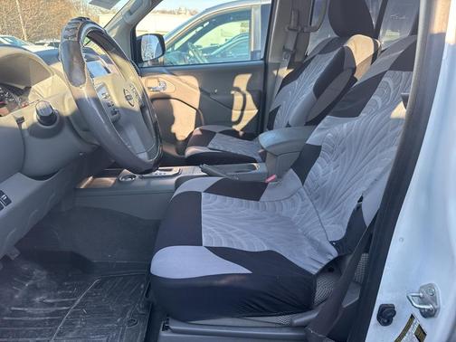 2021 Nissan Frontier SV