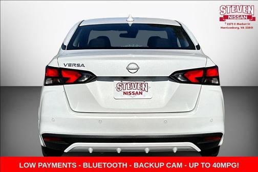 Aspen White Tricoat 2025 Nissan Versa 1.6 SV