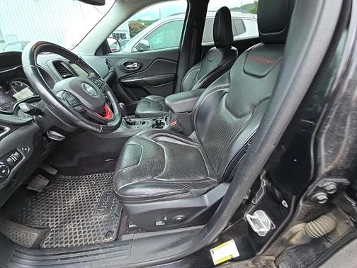 2019 Jeep Cherokee Trailhawk Elite