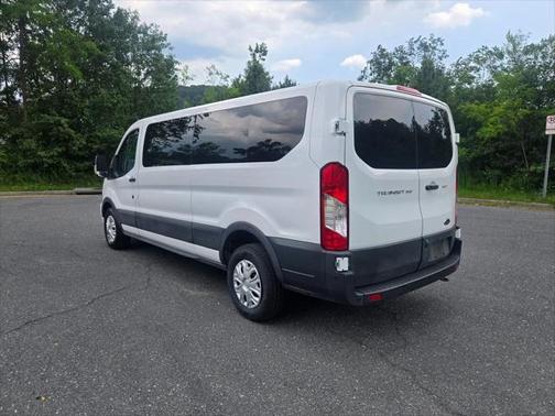 2022 Ford Transit-350 XLT