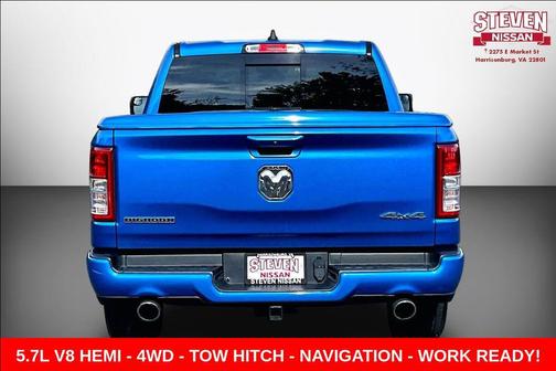 Hydro Blue Pearlcoat 2022 RAM 1500 Big Horn/Lone Star