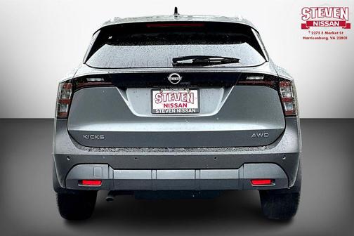 2025 Nissan Kicks SV