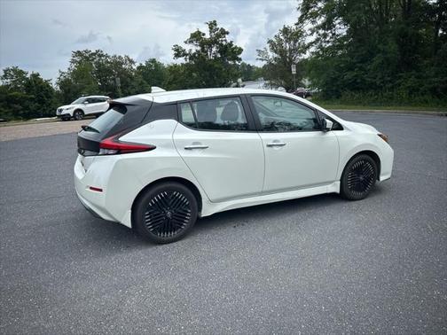 2024 Nissan Leaf SV PLUS