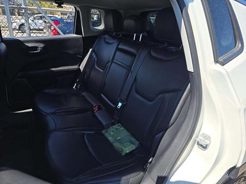 White Clearcoat 2019 Jeep Compass Limited