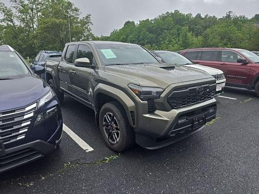 Bronze 2025 Toyota Tacoma TRD Sport