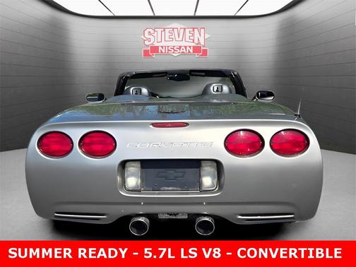2001 Chevrolet Corvette Base