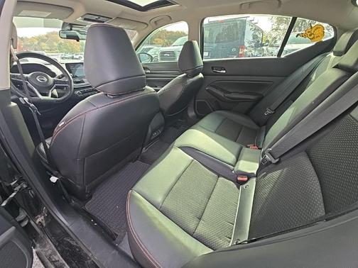 2022 Nissan Altima SR Intelligent AWD